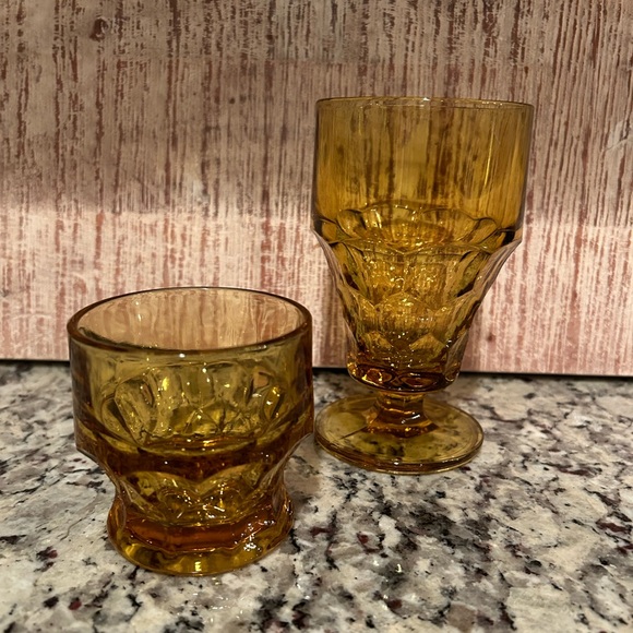 Georgian Honeycomb Glasses - Picture 1 of 1